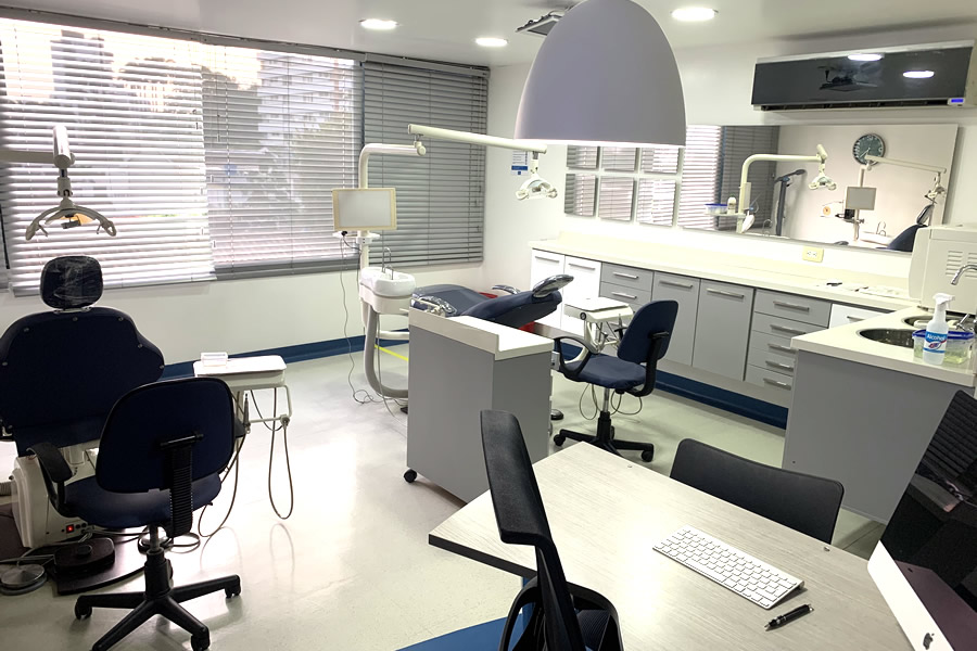 Centro Odontológico Cabecera - Bucaramanga - Dr. Manuel Zafra - Ortodoncista